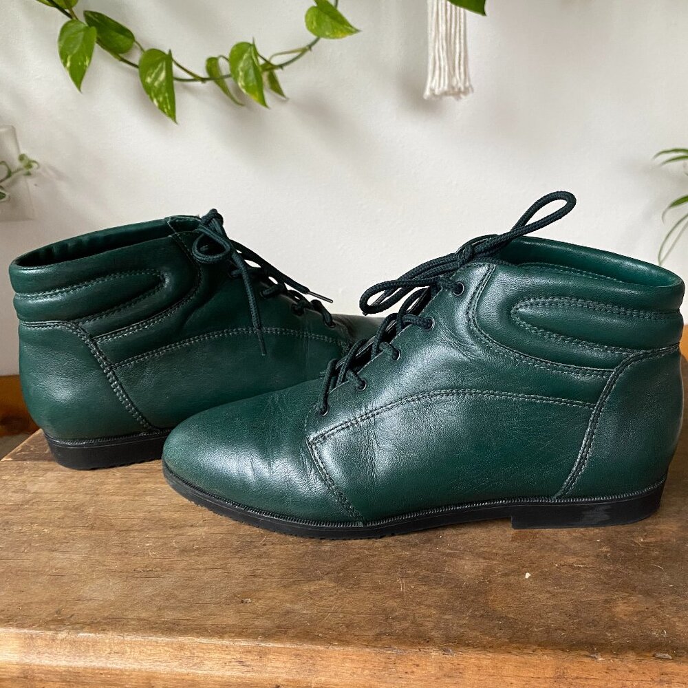 *Rare* 90's Vintage "DANEXX" Green Leather Ankle Boots-Like New!